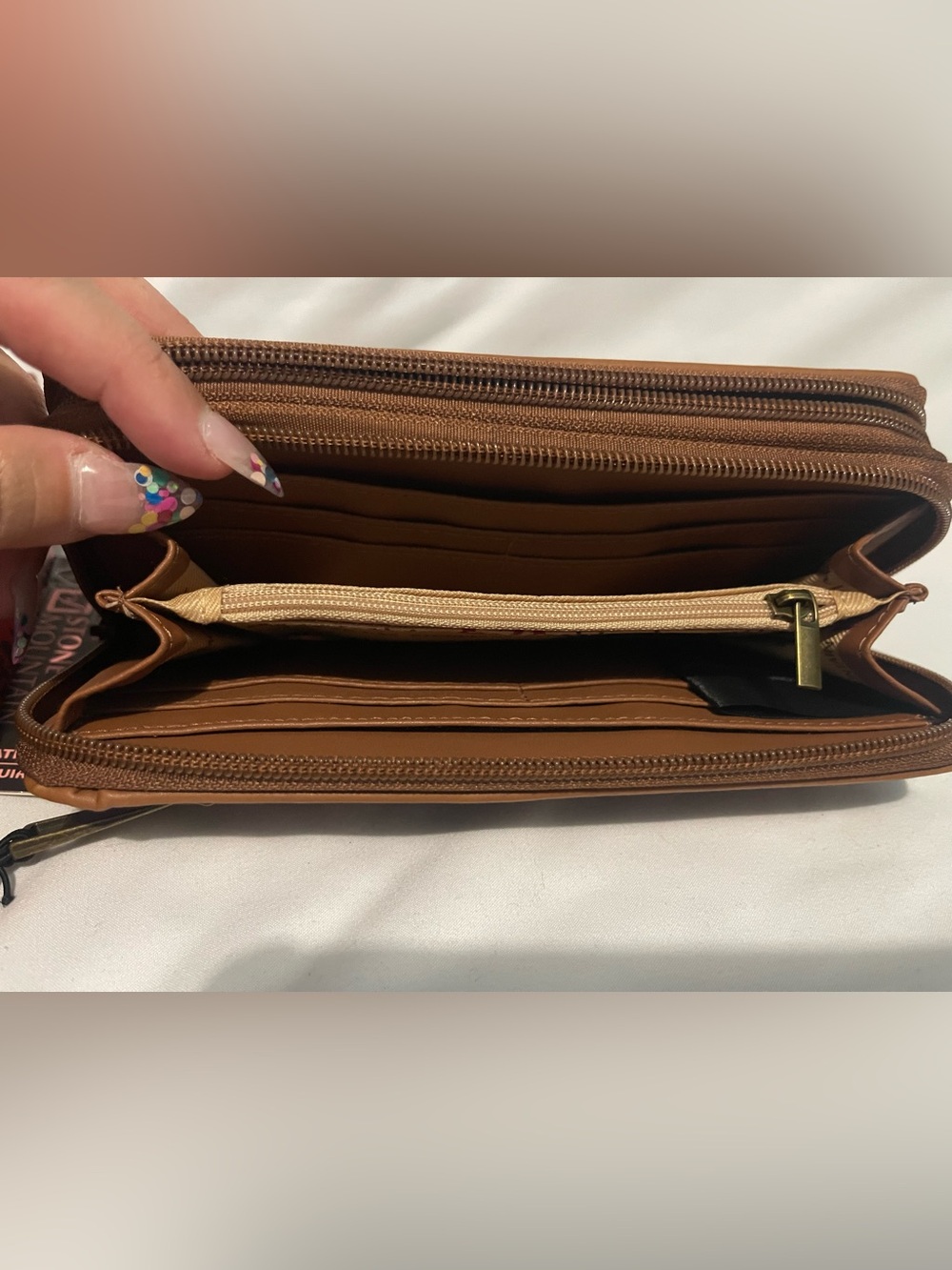 ✨Stone Mountain Leather Nubuck Tan/Brown Double Zip Around Wallet✨ - Picture 6 of 9